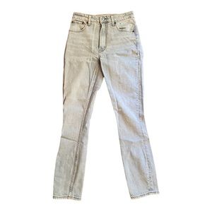 Abercrombie Light Wash the skinny High Rise jeans 24 00 curve love